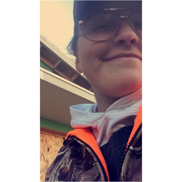 Meet your Posher, Mallory - Picture 1 of 1